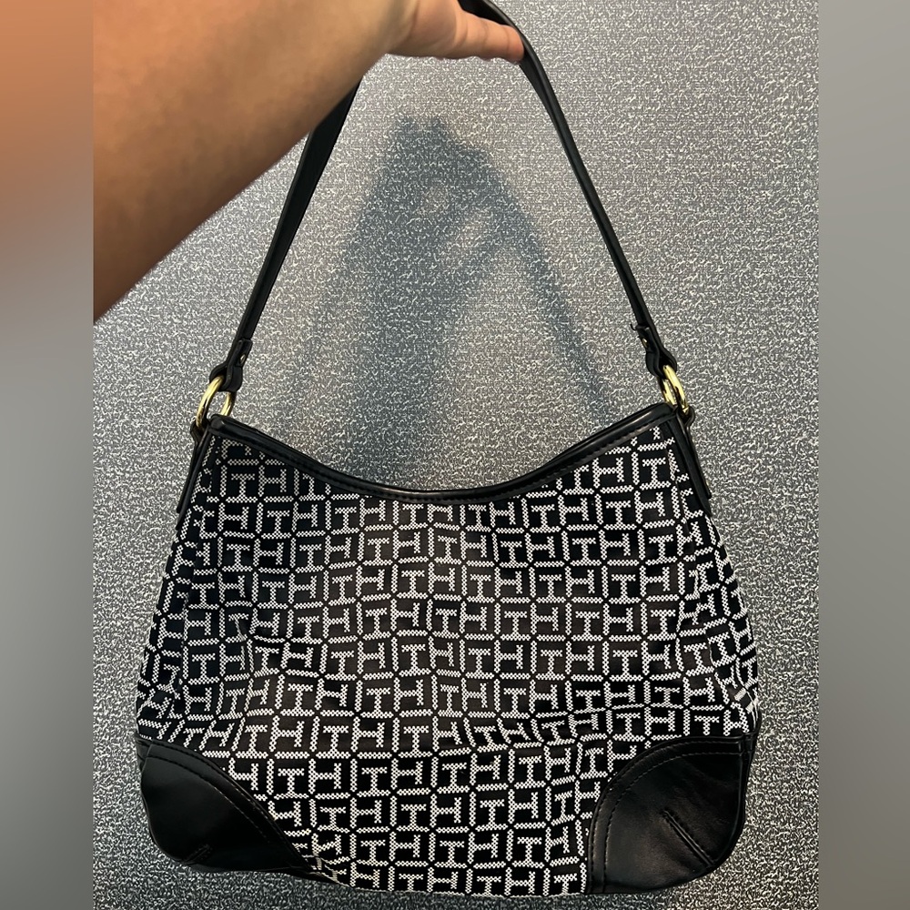 Tommy Hilfiger Shoulder Hobo Bag Monogram Logo - Picture 6 of 6